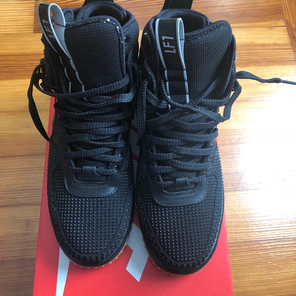 Nike airboots